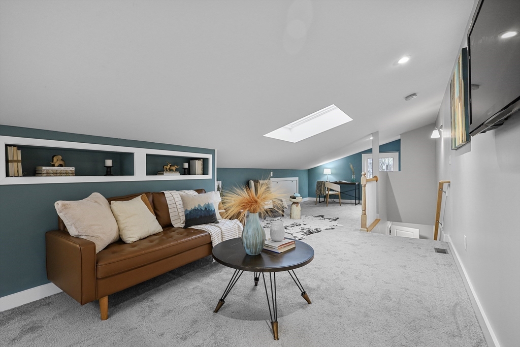 14 Rumford Ave # 3