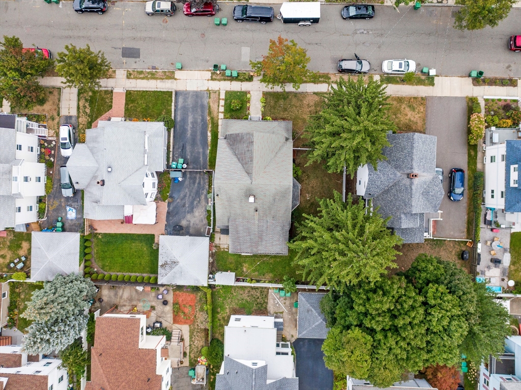 124 Sheridan Ave # 2