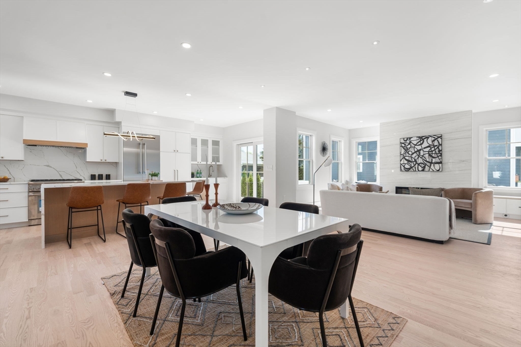 19 Vernon Street # 1