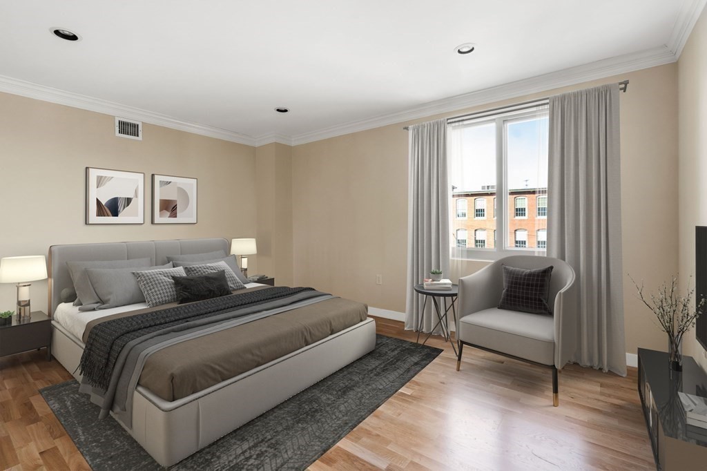 183 Oak Street # 401