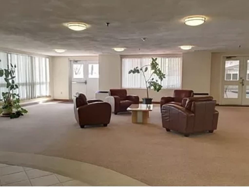 50 Watertown Unit: 305