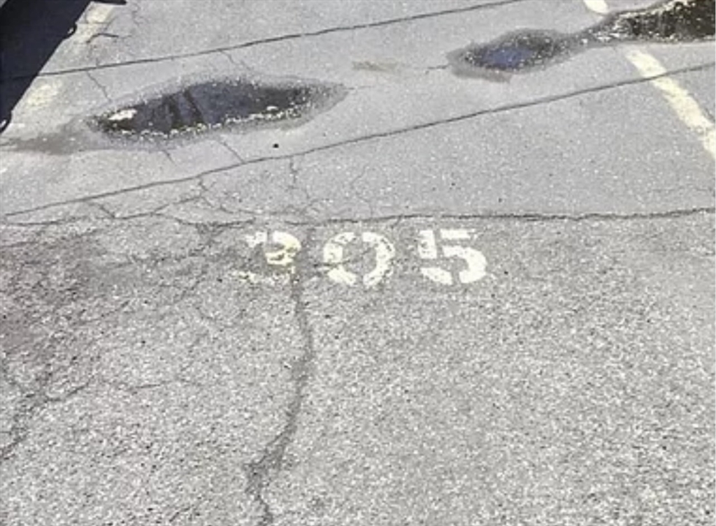 50 Watertown Unit: 305