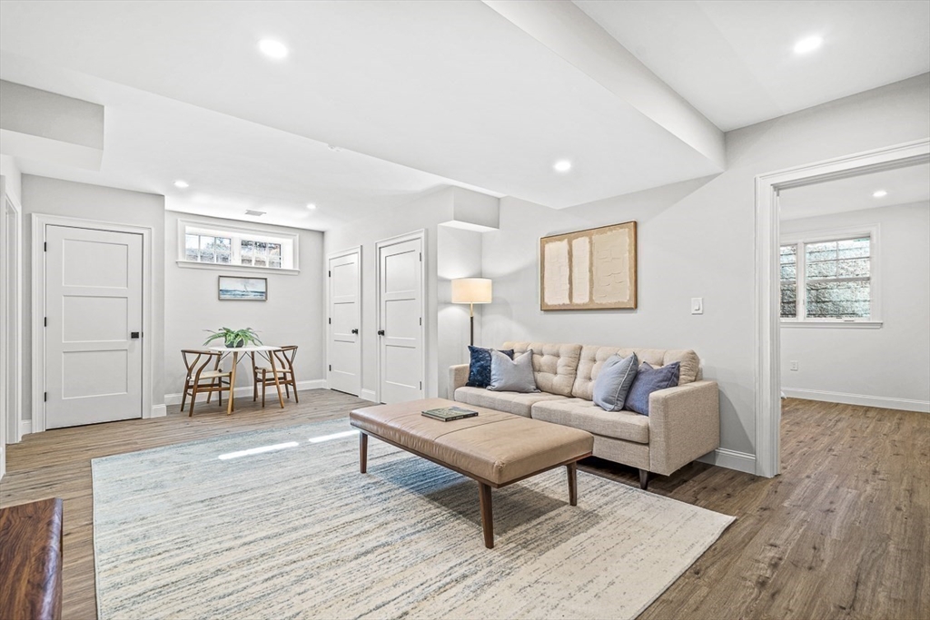 29 Kendall Rd.