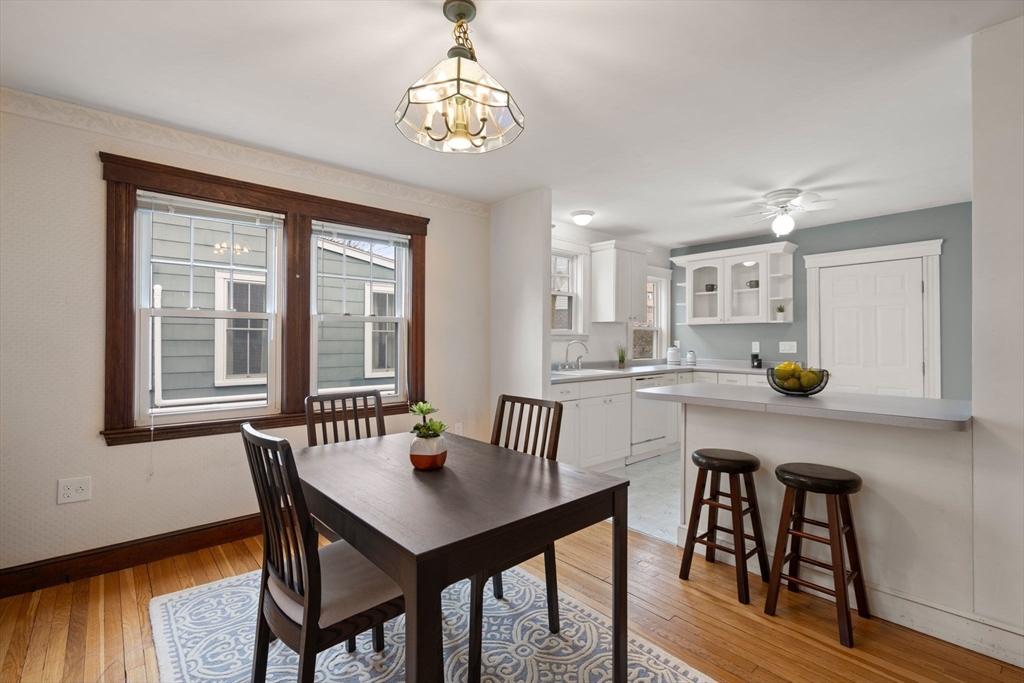 11-13 Henry St
