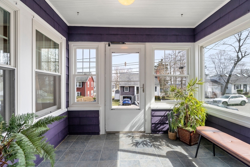 81 Hawthorne Rd