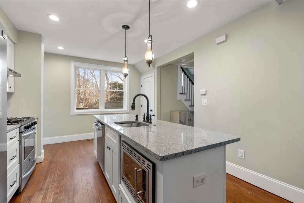 30 Fellsview Ave