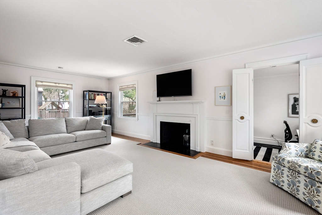 18 Sheldon Rd