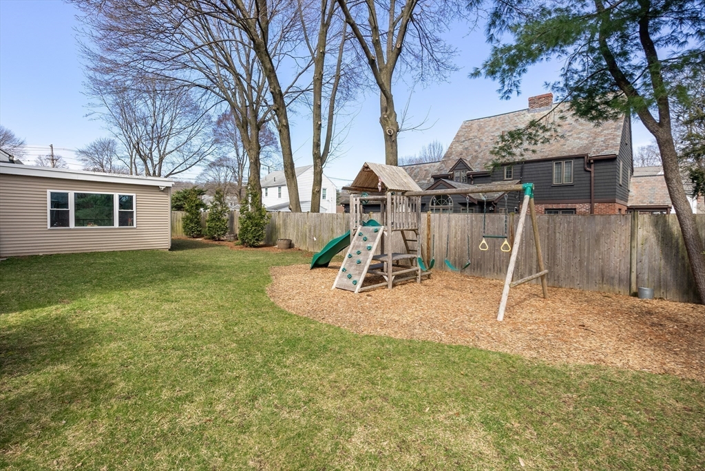18 Sheldon Rd