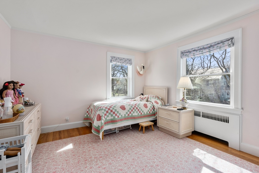 18 Sheldon Rd