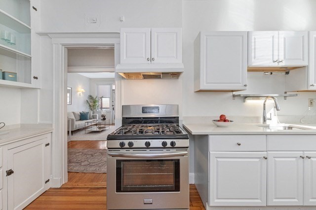 242 S Huntington Ave # 8