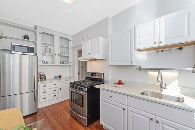 242 S Huntington Ave # 8