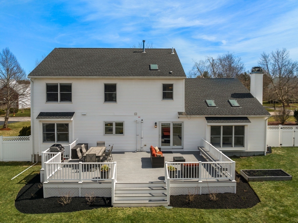 11 Iron Hollow Rd