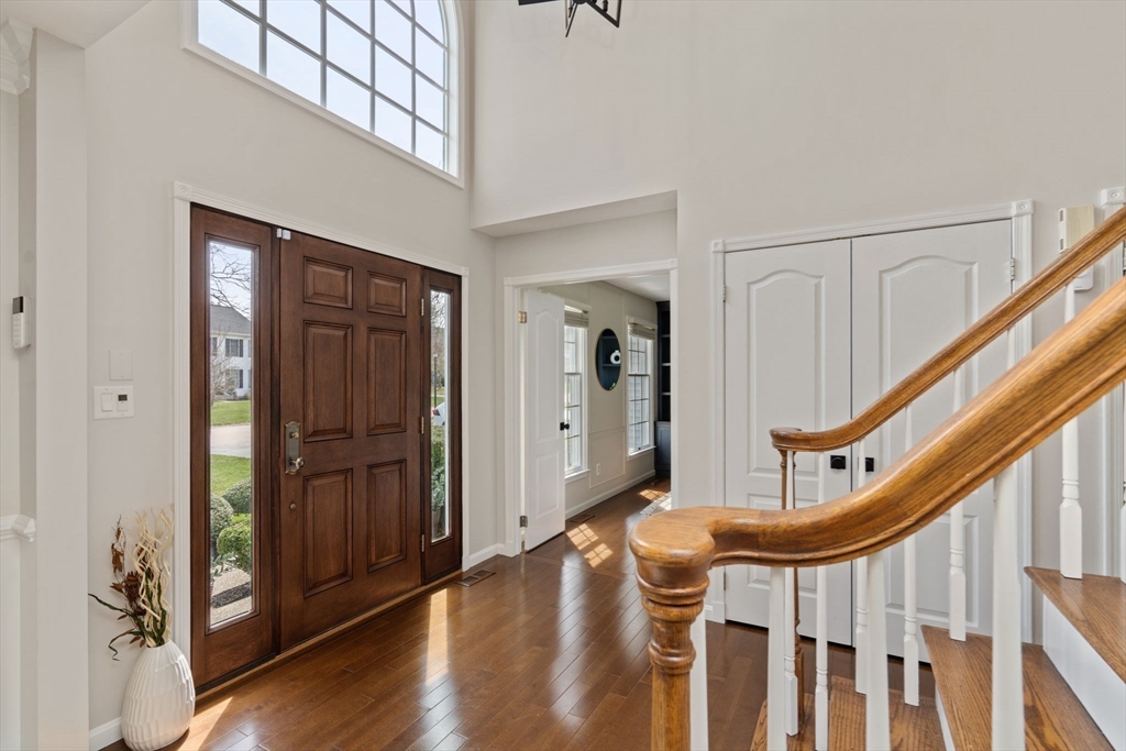11 Iron Hollow Rd