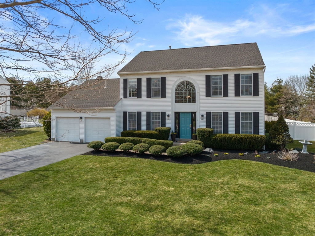 11 Iron Hollow Rd