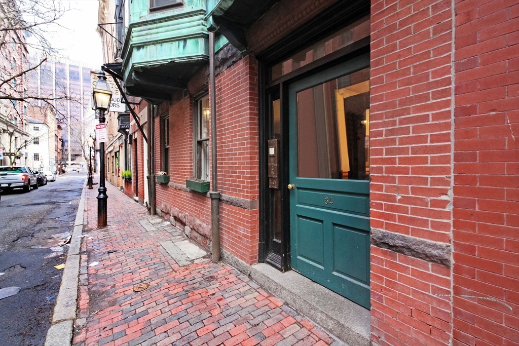 34 Myrtle St # 3