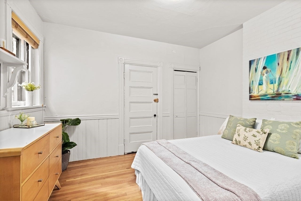 34 Myrtle St # 3