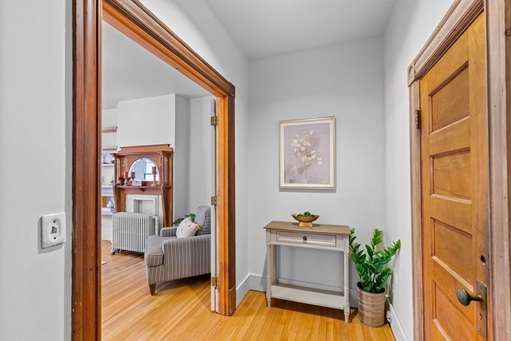 34 Myrtle St # 3
