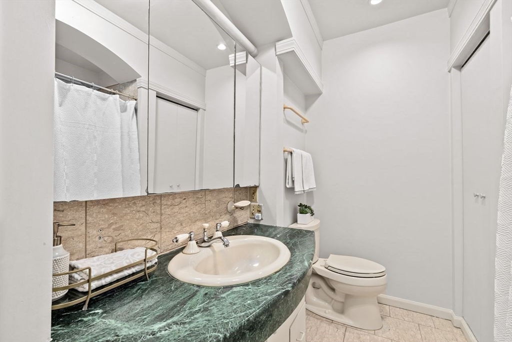 34 Myrtle St # 3