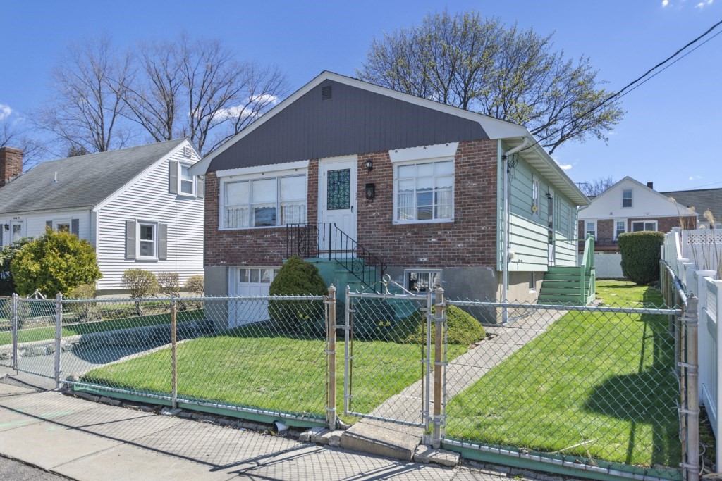 24 Nyack Street