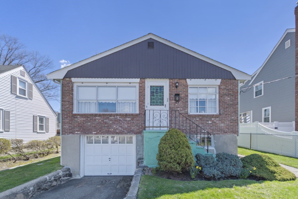 24 Nyack Street