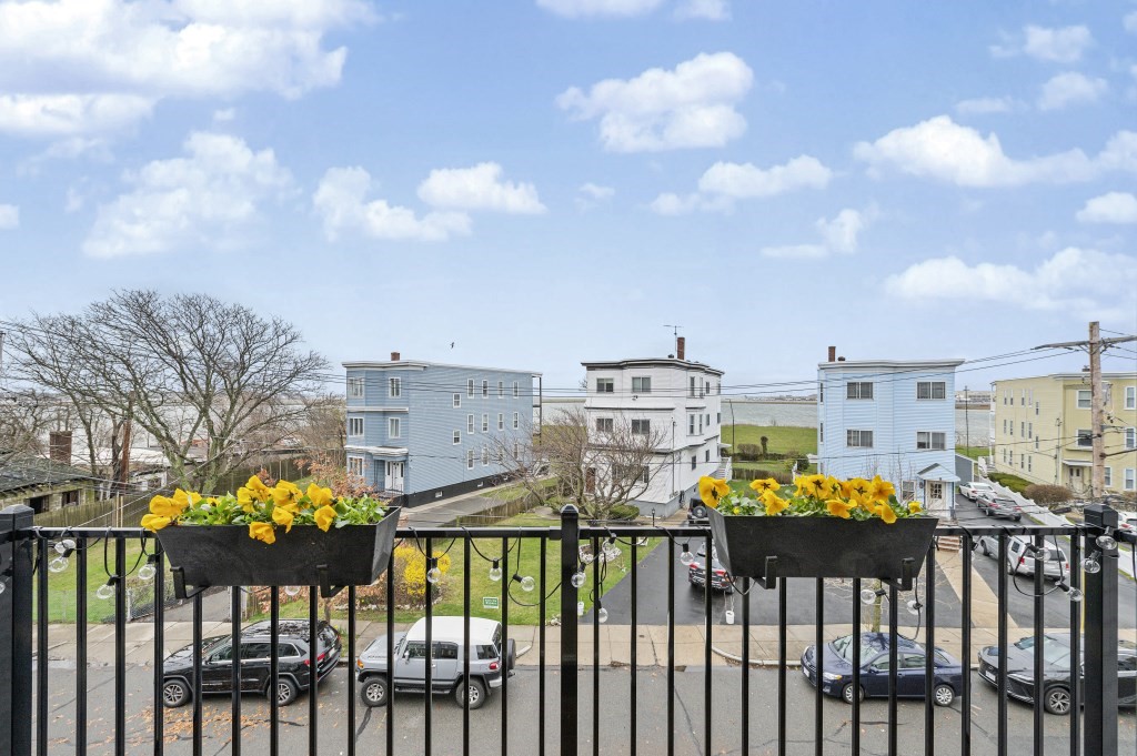 130 Coleridge St Unit: PH8