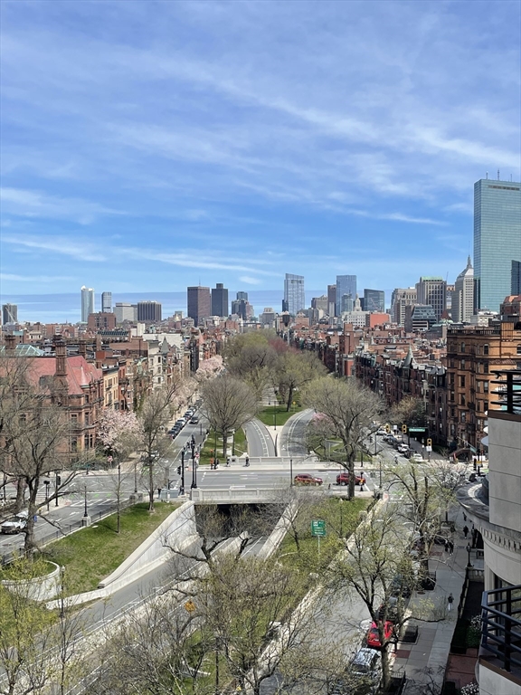 390 Commonwealth Ave # 809