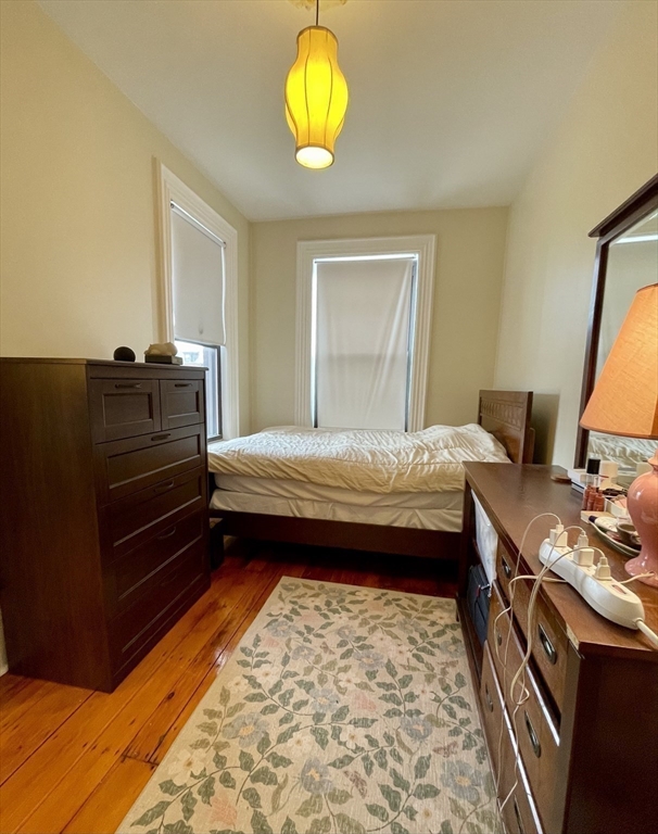 565 Massachusetts Ave # 5