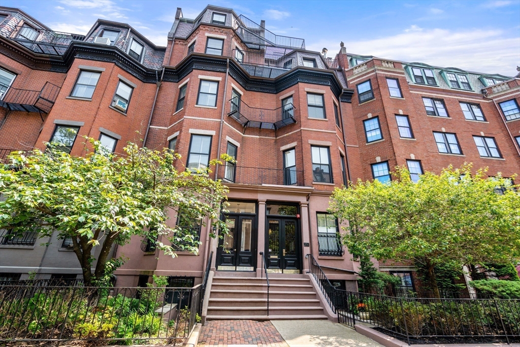 251 Beacon St # 6