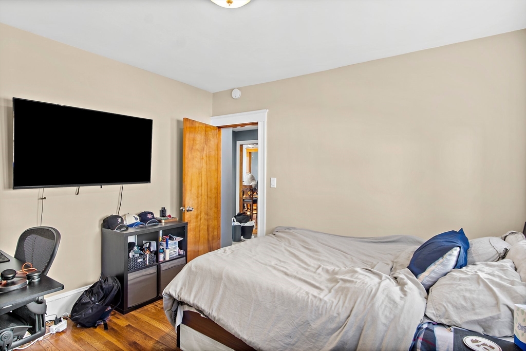 24 Englewood Ave # 24A