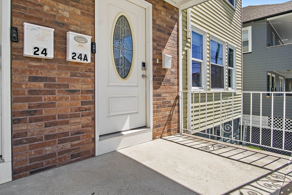 24 Englewood Ave # 24A
