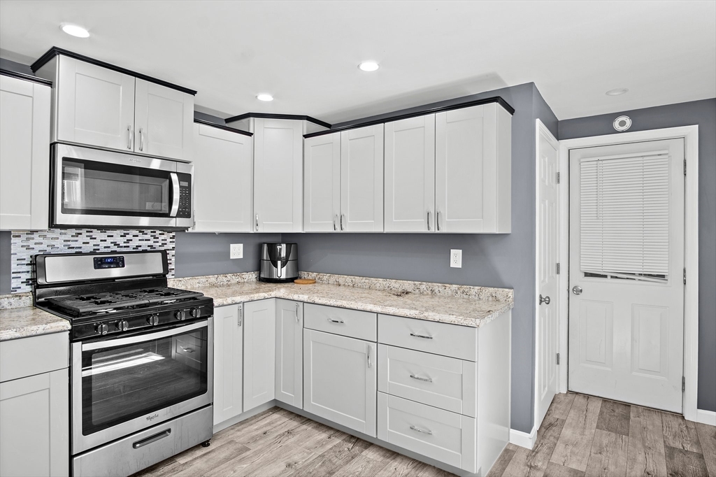 24 Englewood Ave # 24A