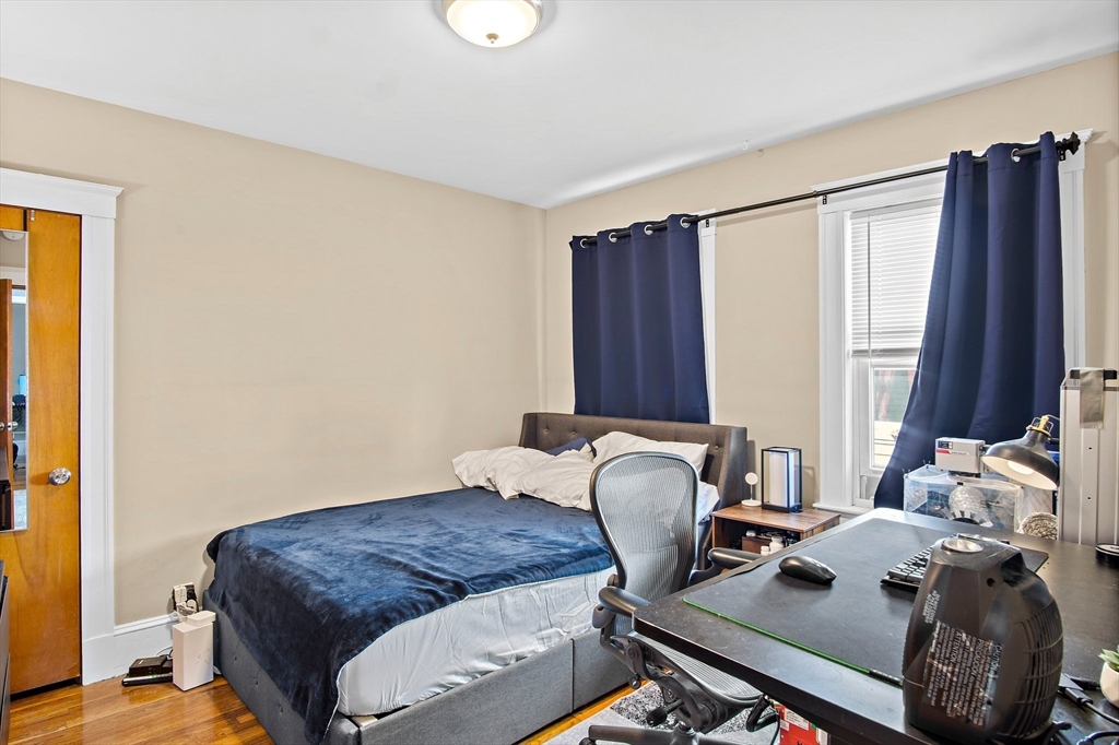 24 Englewood Ave # 24A