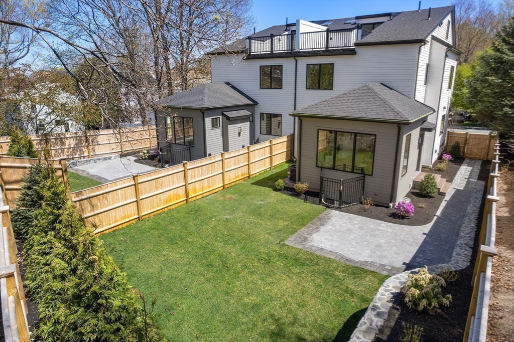 935 Walnut Street # 935