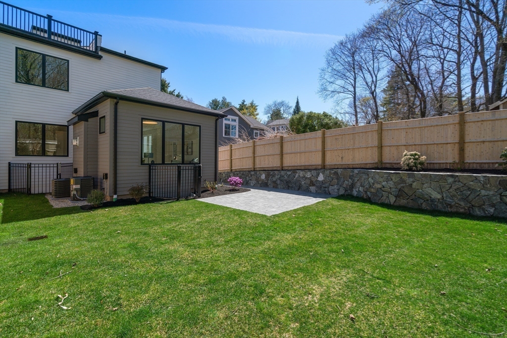 935 Walnut Street # 935