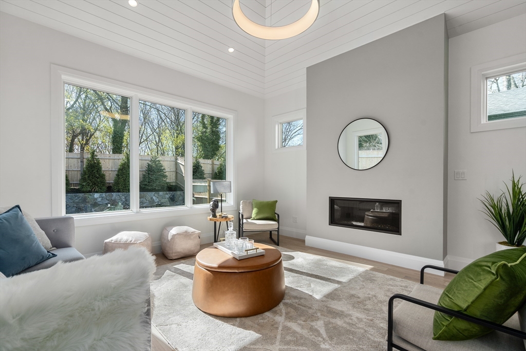 935 Walnut Street # 935