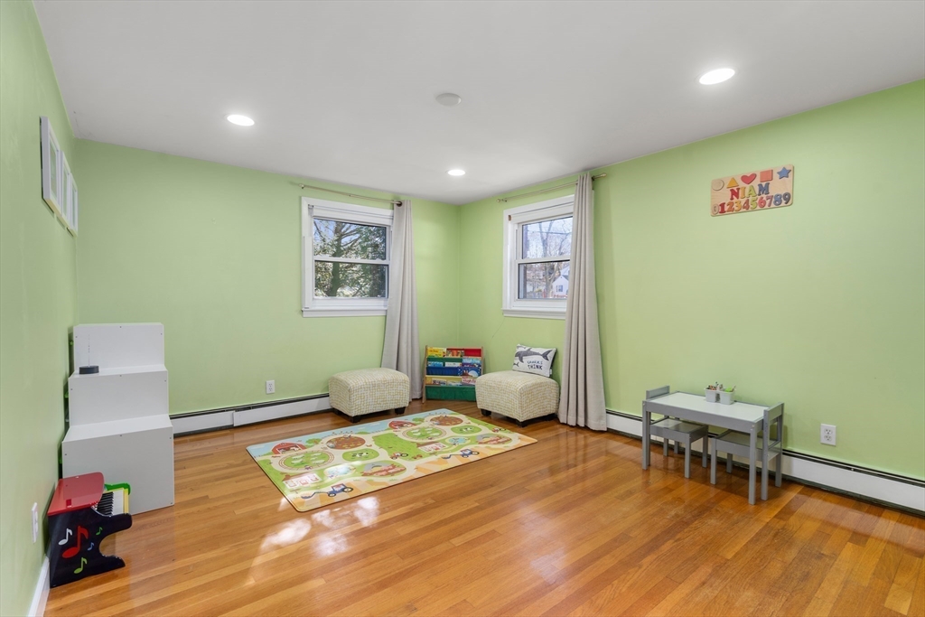 31 Roosevelt Rd
