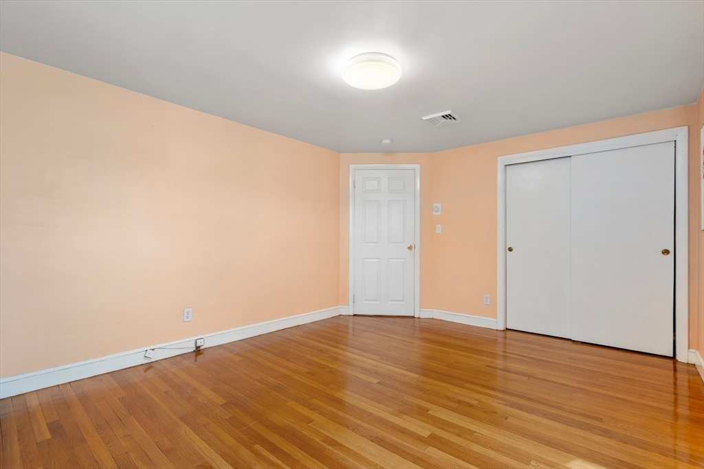 31 Roosevelt Rd