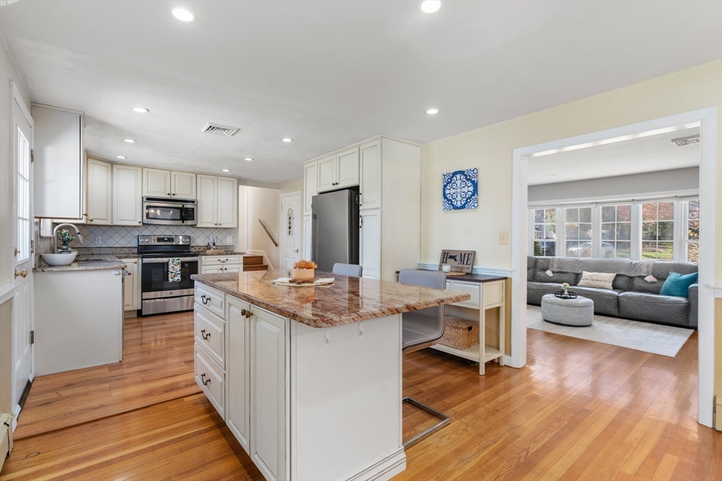 31 Roosevelt Rd