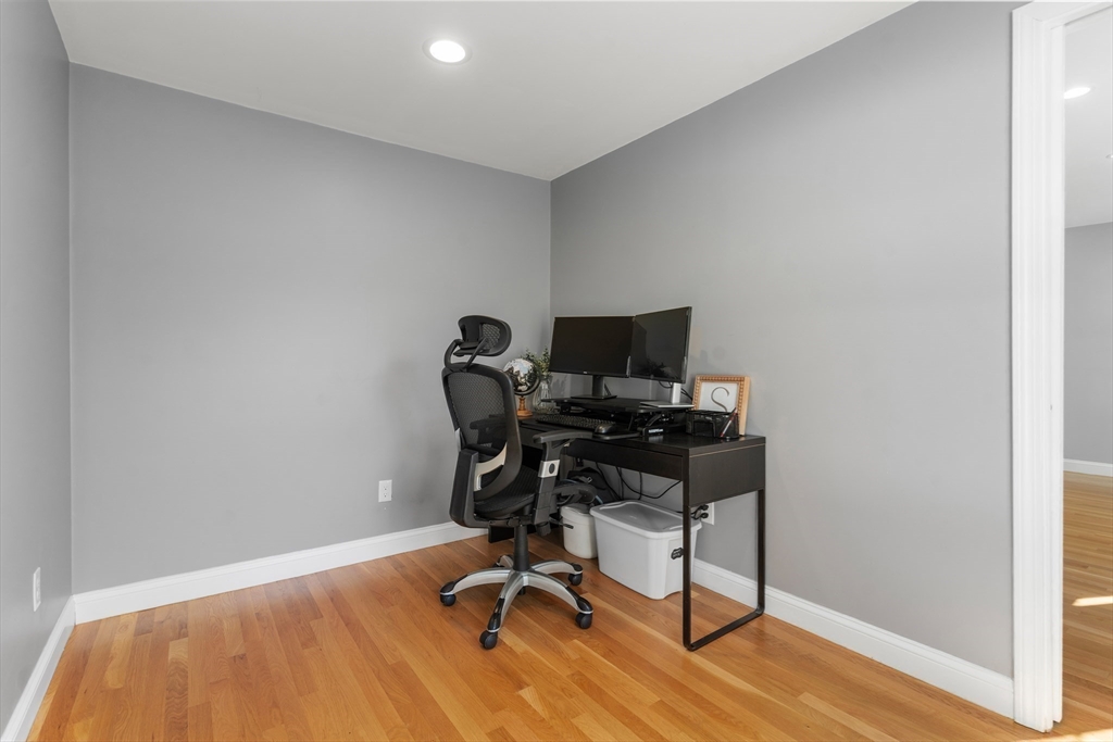 31 Roosevelt Rd