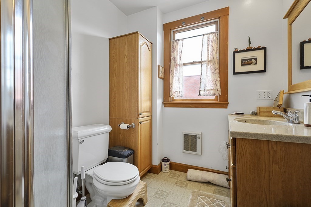 74 Elmira St
