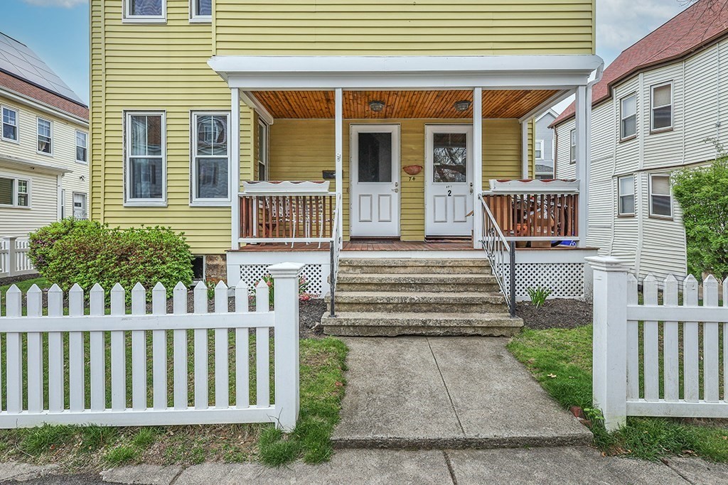74 Elmira St
