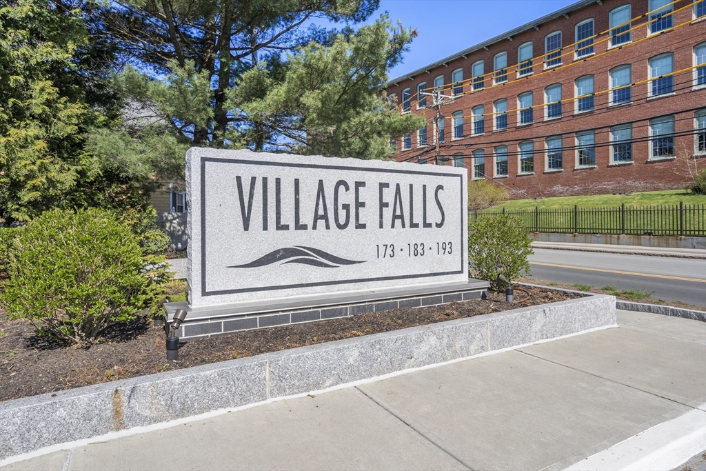 183 Oak Street # 206