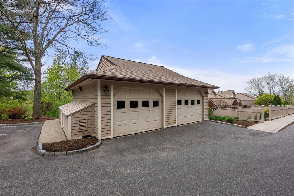 115 Algonquin Rd # 115