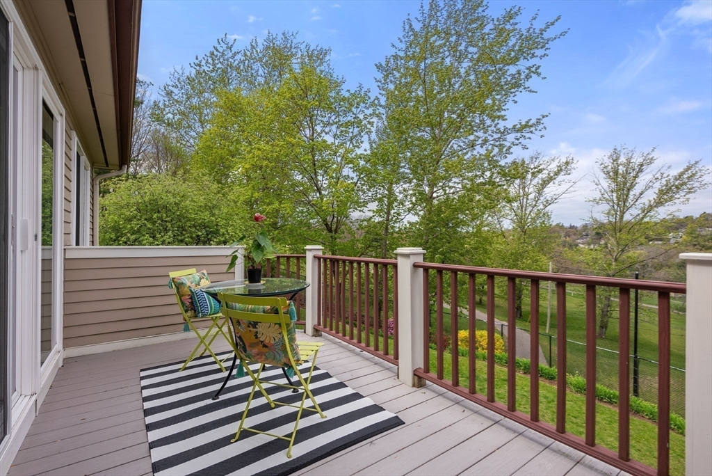 115 Algonquin Rd # 115