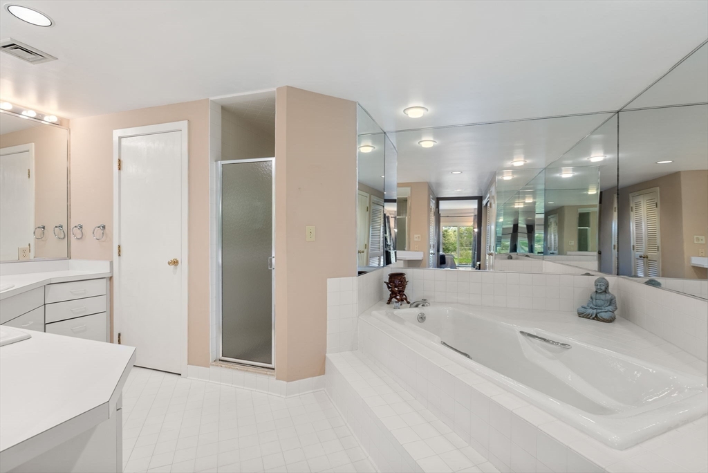 115 Algonquin Rd # 115