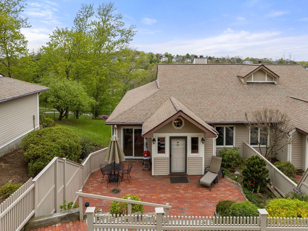 115 Algonquin Rd # 115