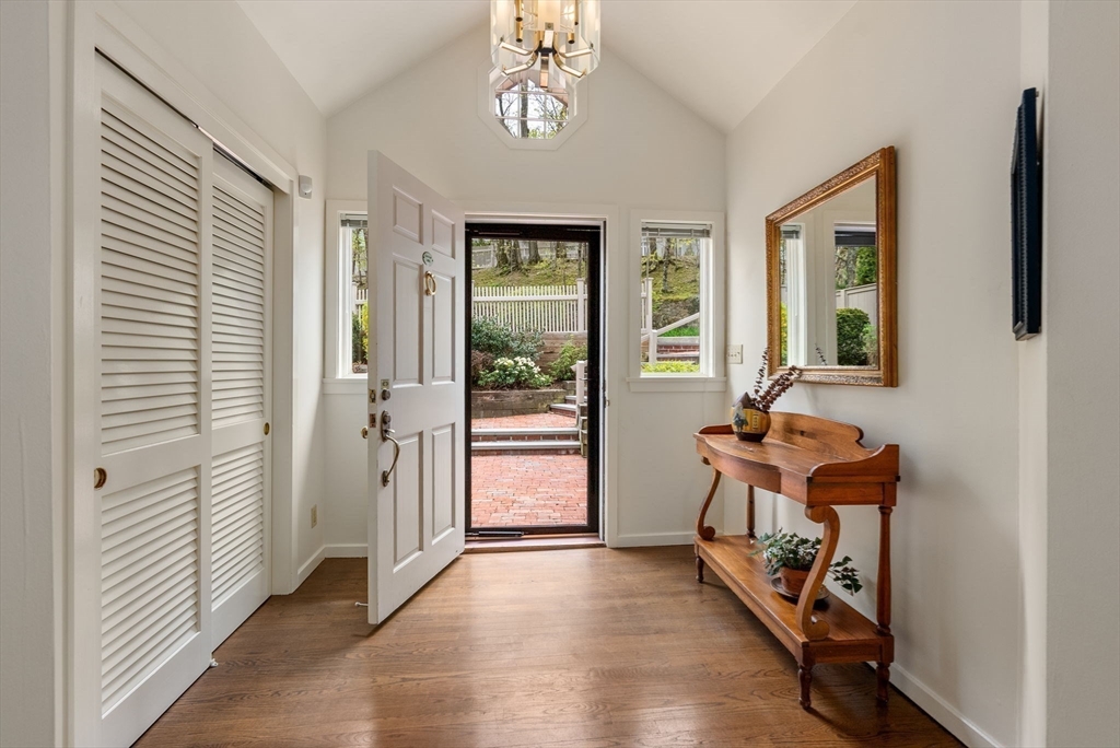 115 Algonquin Rd # 115