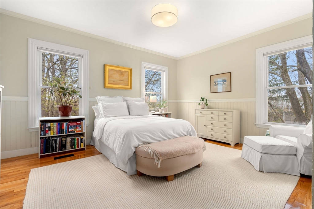 169 Hunnewell Ave # 3 Unit: 1 + 3
