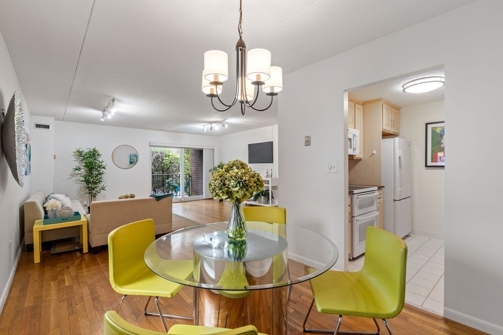 50-56 Broadlawn Park # 104