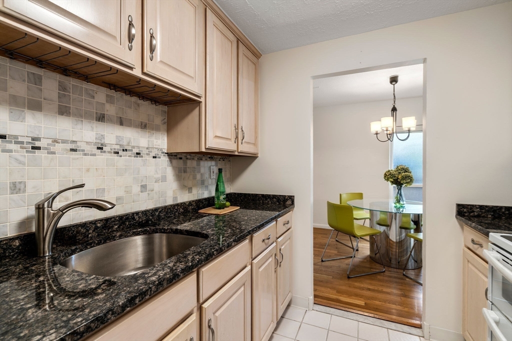 50-56 Broadlawn Park # 104